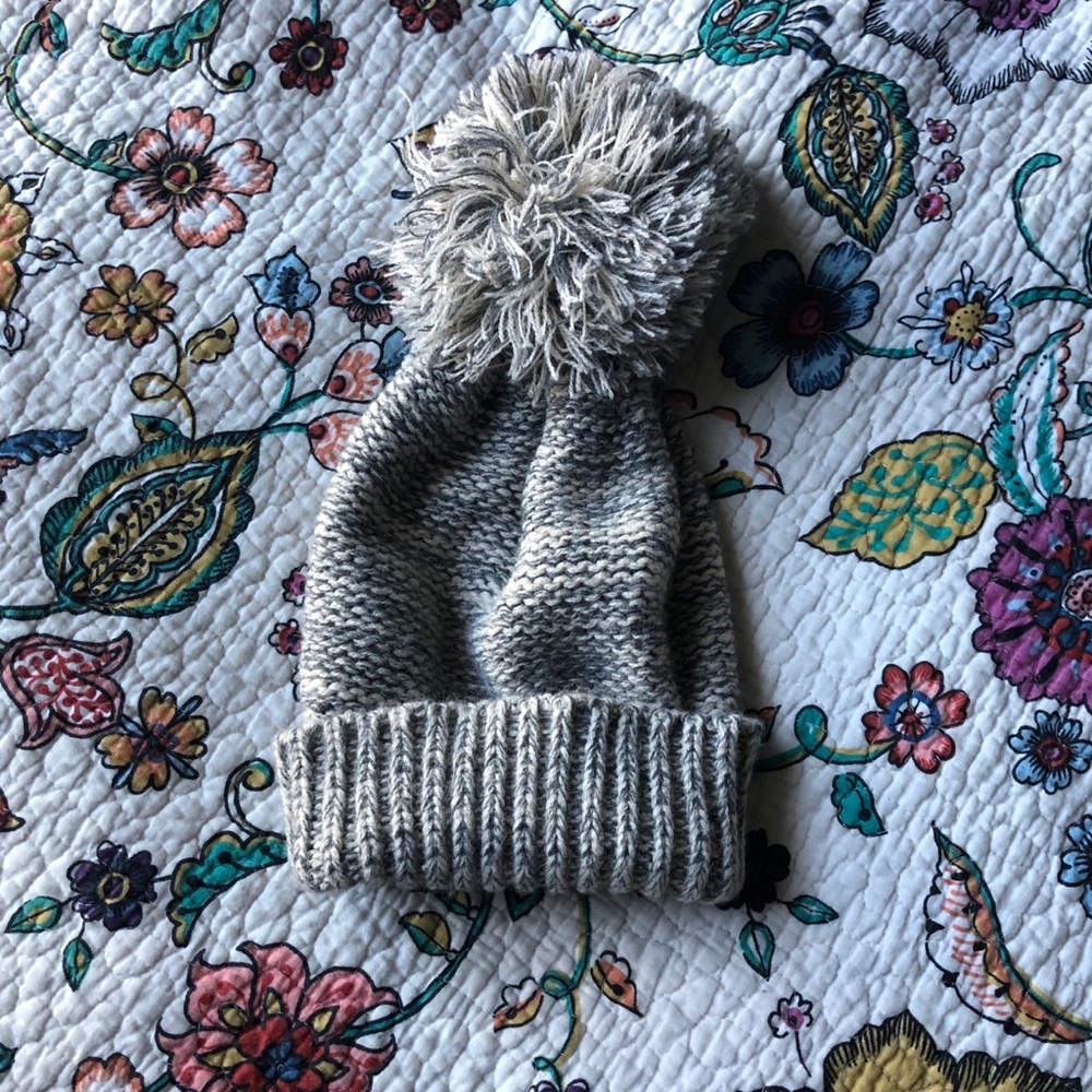 FREE w/ Bundle Pom Pom Hat